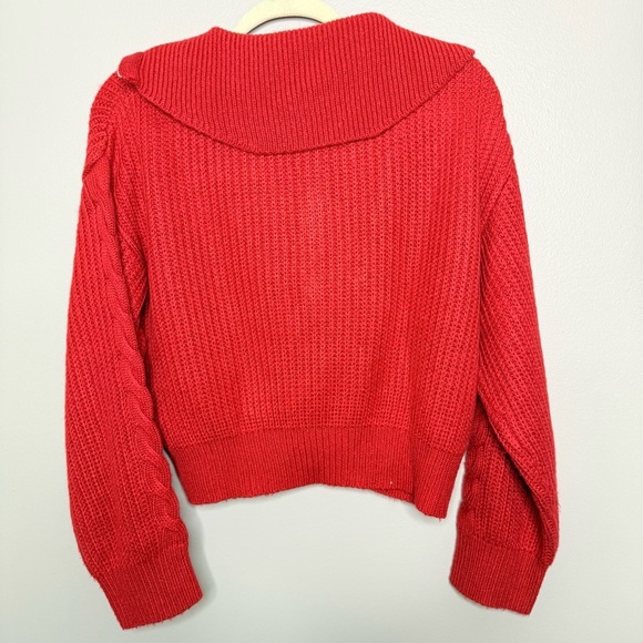 Line and Dot Red Women's Cropped Sweater with Zipper Size Small - Picture 8 of 8